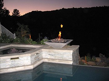 Fire Pits &amp; Fire Fountains