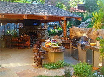 Outdoor Kitchens and Cooking