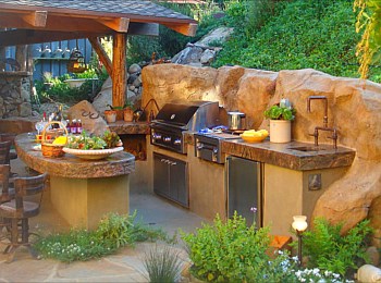 Outdoor Kitchens and Cooking
