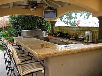 Outdoor Kitchens and Cooking